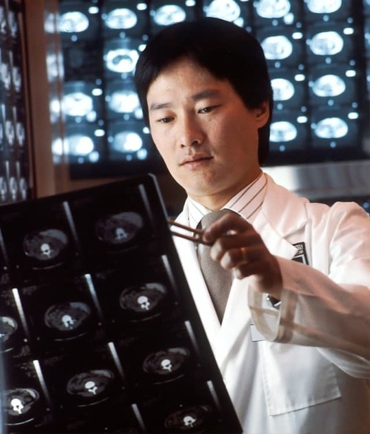 フリードライヒ運動失調症の鍼灸 原因 定義 症状 銀座そうぜん鍼灸院 深層筋 自律神経 銀座 築地